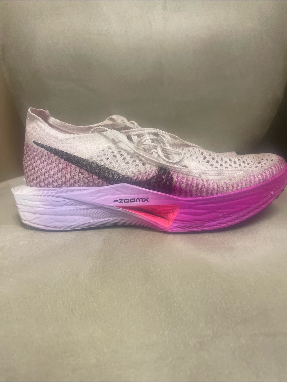 Nike Women's ZoomX Running Shoe - White, Pink, Black